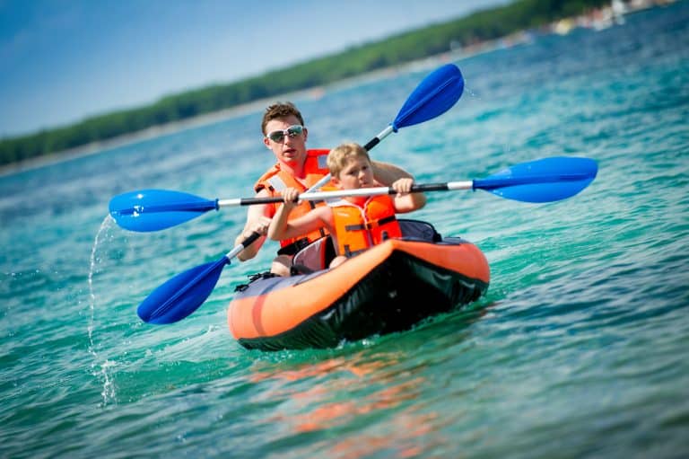 Best Kayaking Tips For Beginners