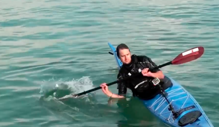 Expert-Approved ‘Sculling For Support’ Tips For Fearless Kayaking