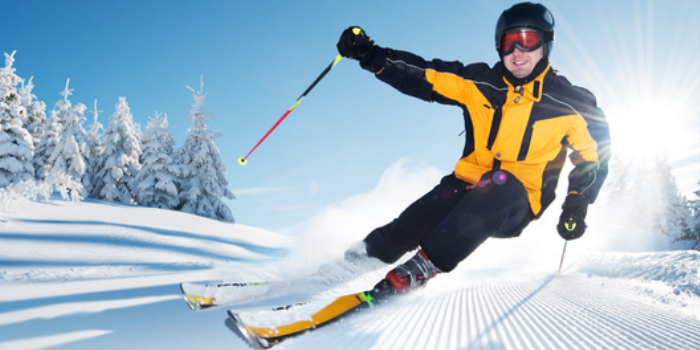 can you ski in jeans?