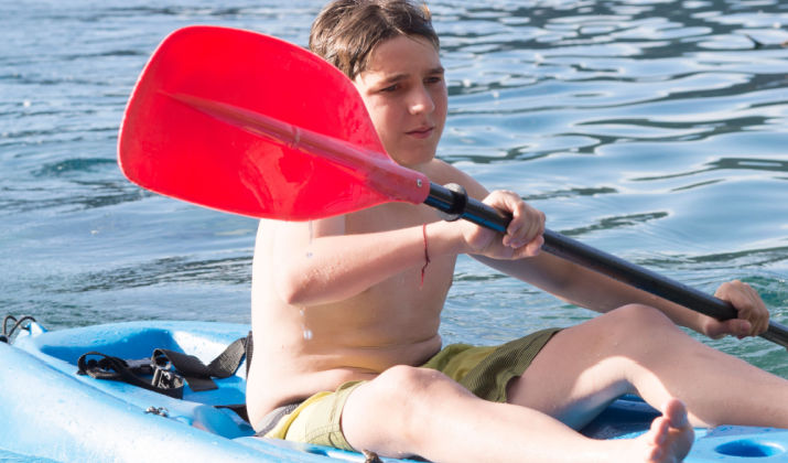 Sit-on-Top vs Sit-in Kayaks: What’s the Difference?