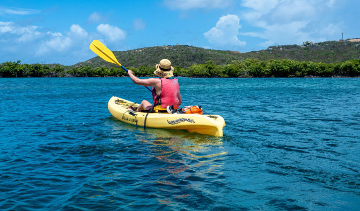 How to Pee While Kayaking?