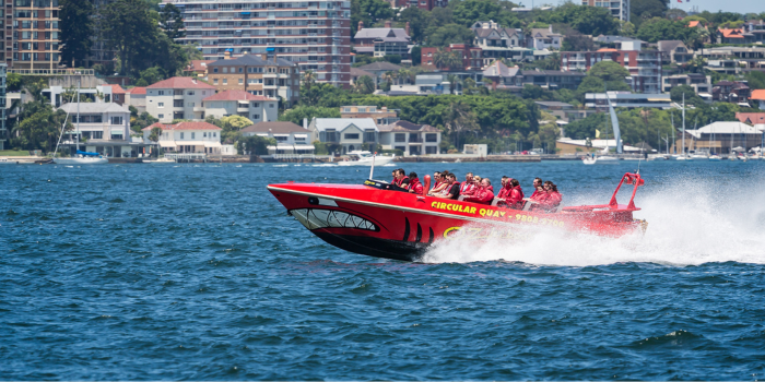 10 Pros And Cons Of Jet Boats
