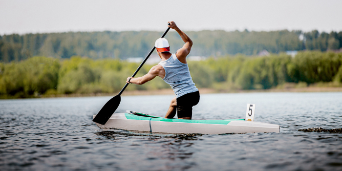 Do Canoes Tip Over Easily?