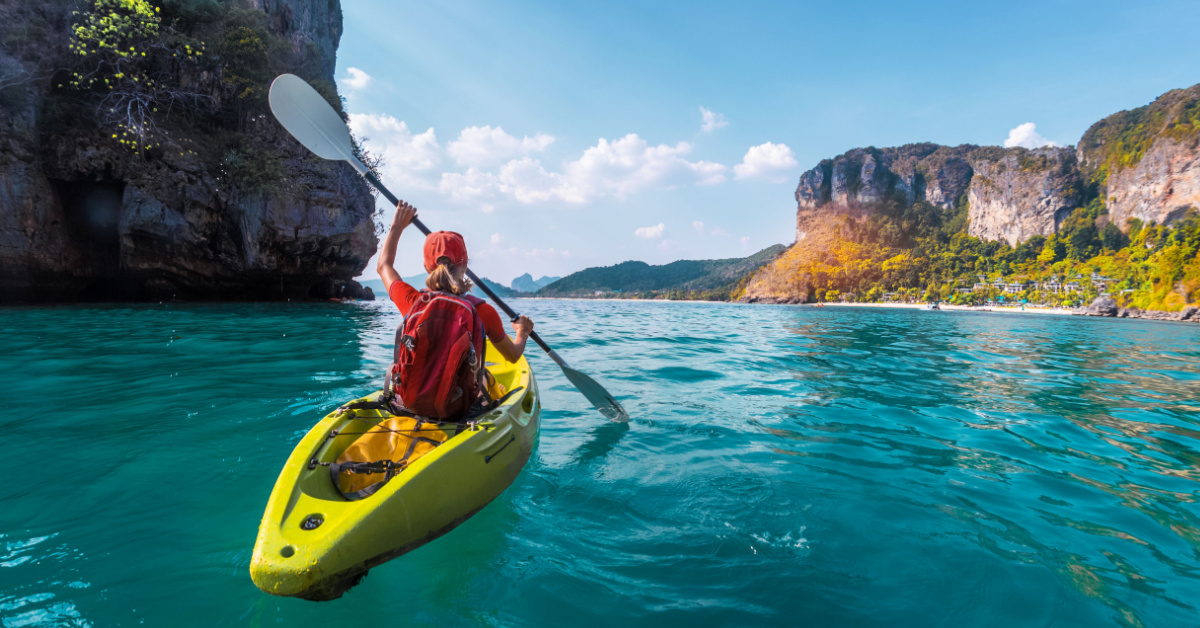 2-Piece vs 4-Piece Kayak Paddle – Which To Choose?