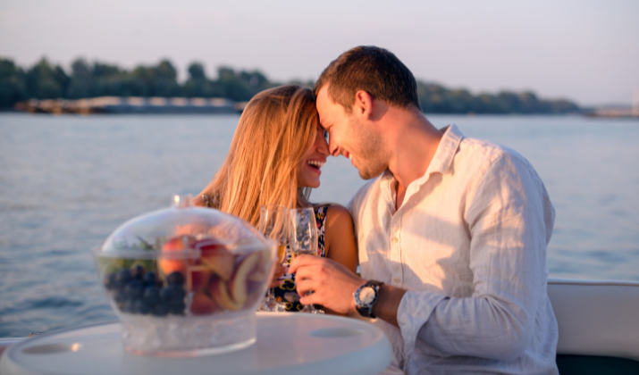Best Pontoon Boats For A Romantic Getaway