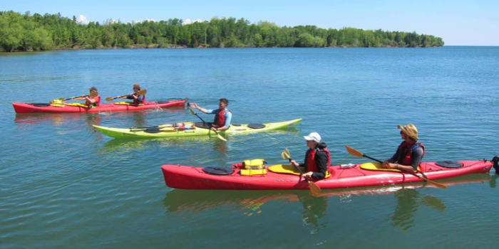 10 Kayaking Rules And Regulations You Must Follow
